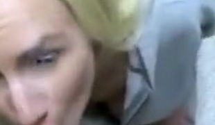 Blondine Cumshot Gesichtsbehandlung Paar gerade