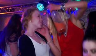 European amateur pussyfucked on dancefloor